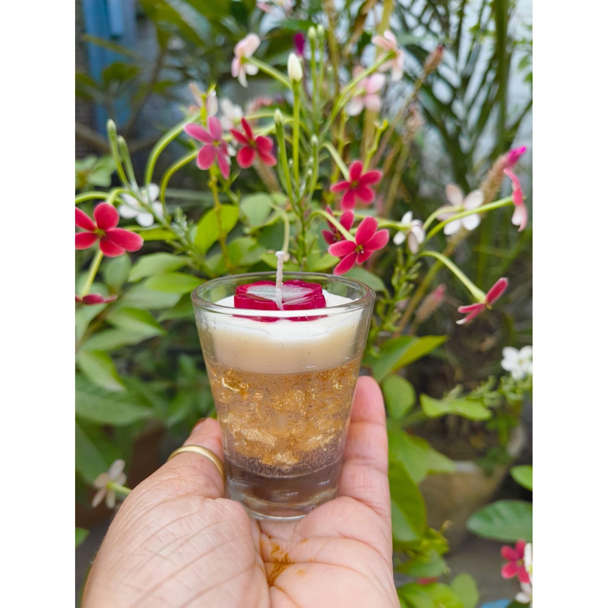Handmade Luxury Glass Candle with Floral Top2